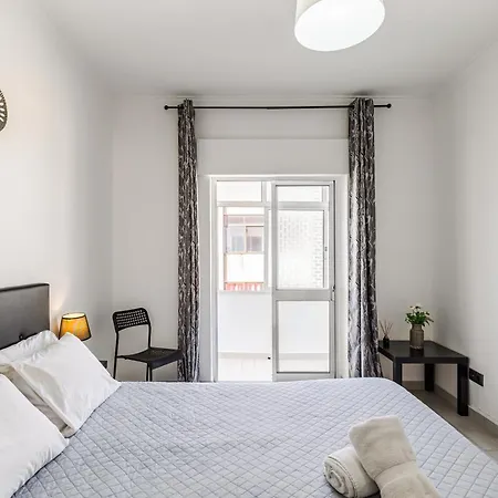 Sleeptubal Moderne Appartement